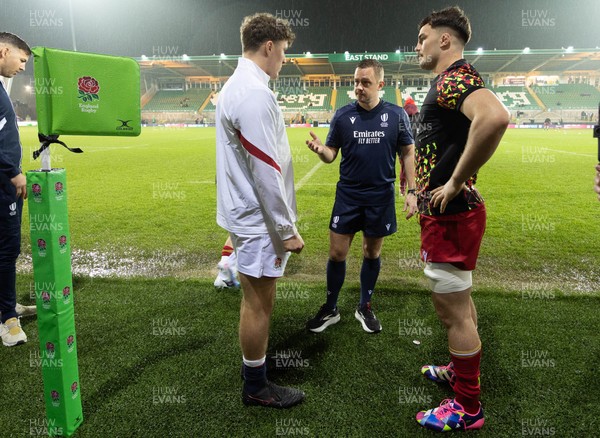 060226 - England U20 v Wales U20, 2026 U20 Six Nations - Captains Connor Treacey of England and Deian Gwynne of Wales at the coin toss