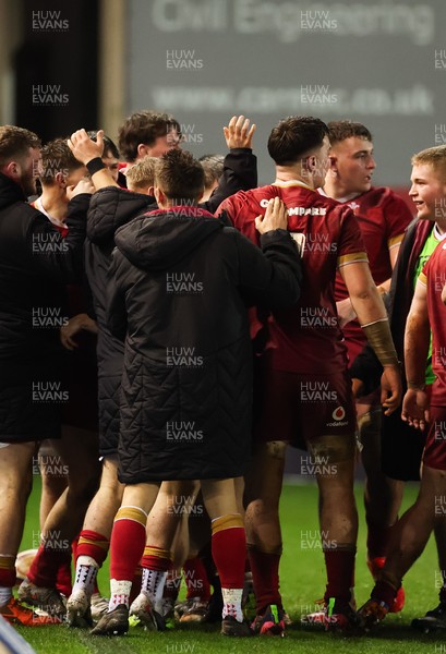 060226 - England U20 v Wales U20, 2026 U20 Six Nations - Wales celebrate after Steffan Emanuel of Wales racxes through to score try