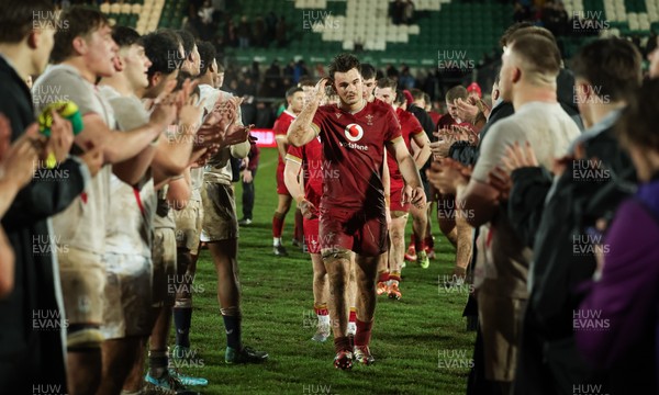 060226 - England U20 v Wales U20, 2026 U20 Six Nations - Deian Gwynne of Wales shows the dejection as the team are clapped off by England at the end of the match