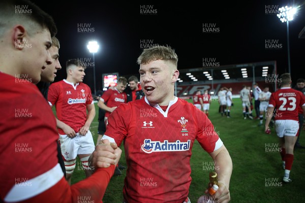 060320 - England U20s v Wales U20s - U20s 6 Nations Championship - Sam Costelow of Wales celebrates with team mates at full time