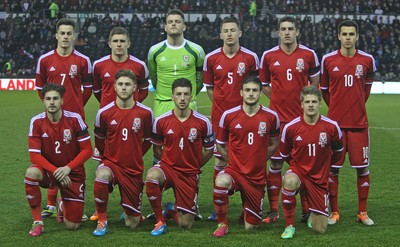 050314 - England U'21's vs Wales U'21's -UEFA U'21's Qualifying Group One-Wales' starting line up(c) Huw Evans Agency