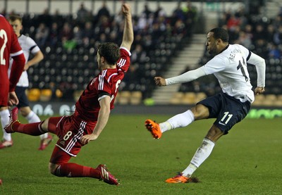 050314 - England U'21's vs Wales U'21's -UEFA U'21's Qualifying Group One-Nathan Redmond scores England's match winning goal(c) Huw Evans Agency