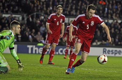 050314 - England U'21's vs Wales U'21's -UEFA U'21's Qualifying Group One-Scott Tancock of Wales clears the danger(c) Huw Evans Agency