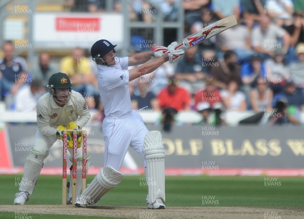 12.07.09 - Cricket 1st npower Ashes Test, day 5 (2nd inning) Paul Collingwood batting for England 