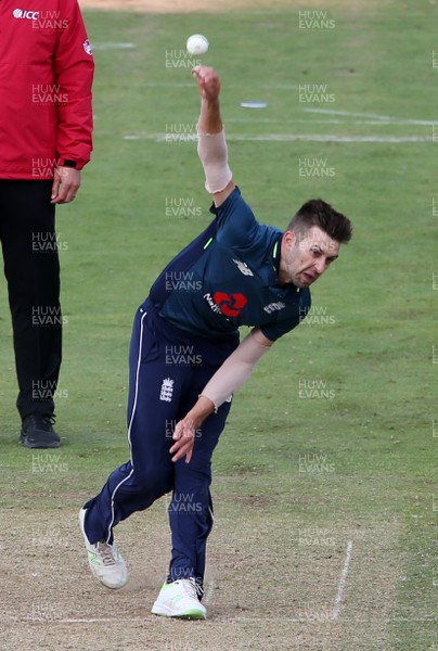 160618 - England v Australia - Royal London ODI Series - Mark Wood of England bowling