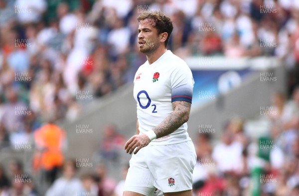270518 - England v Barbarians - Quilter Cup - Danny Cipriani of England