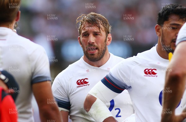 270518 - England v Barbarians - Quilter Cup - Captain of England Chris Robshaw