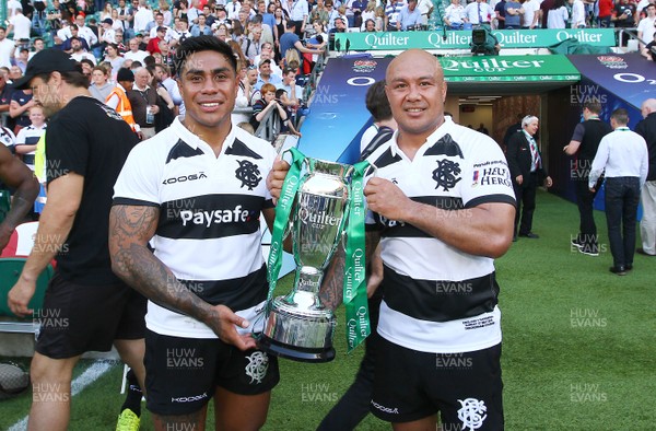 270518 - England v Barbarians - Quilter Cup - Malakai Fekiota (L) and Nili Latu of The Barbarians celebrate winning The Quilter Cup