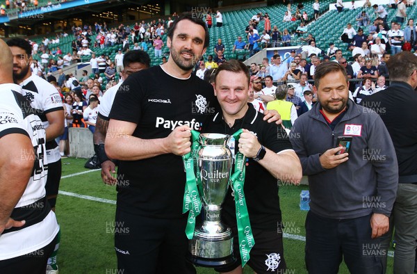 270518 - England v Barbarians - Quilter Cup - Forwards coach of The Barbarians Jonathan Thomas (L) celebrates winning The Quilter Cup