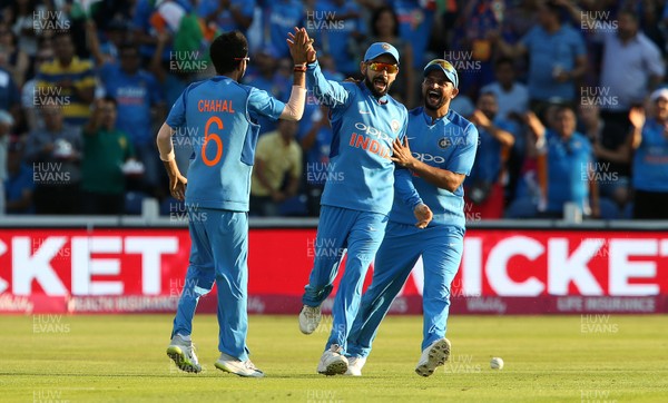 060718 - England v India - International T20 - Virat Kohli of India celebrates after successfully catching Jos Buttler of England