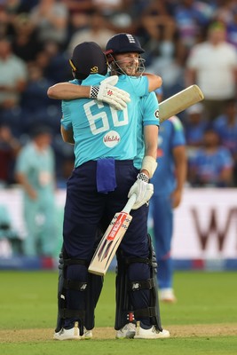 160726 - England v India, Second Metro Bank One Day International, Cardiff - Gus Atkinson of England and Joe Root of England embrace after Atkinson hits the winning runs