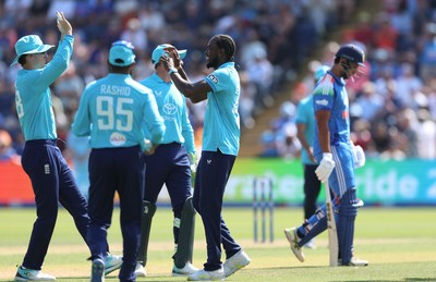 160726 - England v India, Second Metro Bank One Day International, Cardiff - Jofra Archer of England celebrates after taking the wicket of Shivam Dube of India