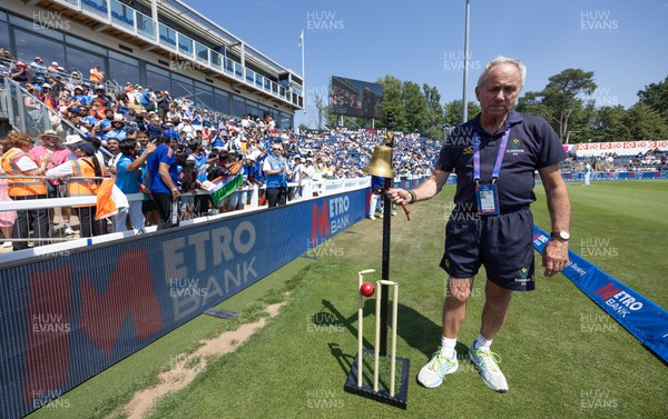 160726 - England v India, Second Metro Bank One Day International, Cardiff - Glamorgan Dressing Room Attendant Roger Skyrme rings the bell for the start of play