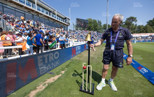 160726 - England v India, Second Metro Bank One Day International, Cardiff - Glamorgan Dressing Room Attendant Roger Skyrme rings the bell for the start of play