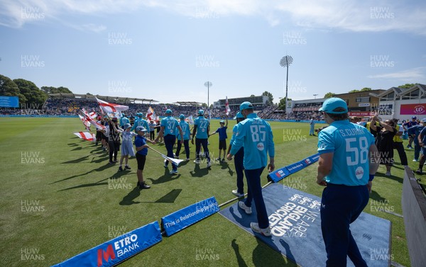 160726 - England v India, Second Metro Bank One Day International, Cardiff - England take the pitch for the start of play