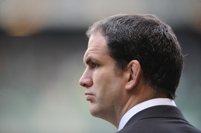 27.02.10 - England v Ireland - RBS Six Nations 2010 - England rugby manager Martin Johnson. 