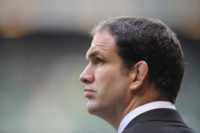 27.02.10 - England v Ireland - RBS Six Nations 2010 - England rugby manager Martin Johnson. 