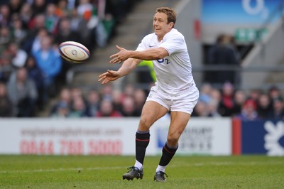 27.02.10 - England v Ireland - RBS Six Nations 2010 - Jonny Wilkinson of England. 