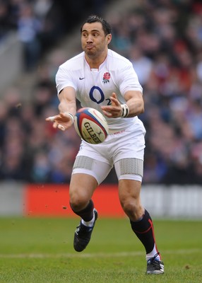 27.02.10 - England v Ireland - RBS Six Nations 2010 - Riki Flutey of England. 