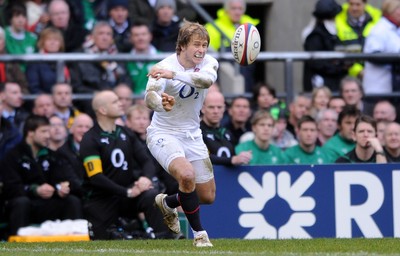 27.02.10 - England v Ireland - RBS Six Nations 2010 - Matthew Tait of England. 