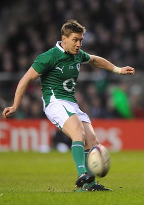 27.02.10 - England v Ireland - RBS Six Nations 2010 - Ronan O'Gara of Ireland. 