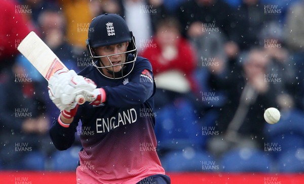 060617 - England v New Zealand - ICC Champions Trophy - Joe Root of England batting