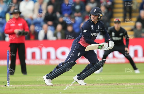 060617 - England v New Zealand, ICC Champions Trophy 2017, Cardiff - Jason Roy of England looks to make a quick single