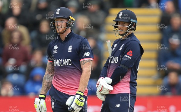 060617 - England v New Zealand, ICC Champions Trophy 2017, Cardiff - Joe Root of England and Ben Stokes of England watch the review as the umpires decide whether Root was run out