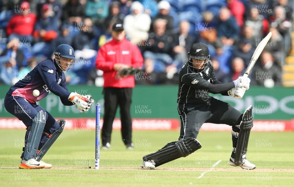 060617 - England v New Zealand, ICC Champions Trophy 2017, Cardiff - Ross Taylor of New Zealand plays a shot as Jos Buttler of England looks on