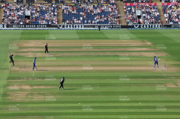 080923 - England v New Zealand, Metro Bank ODI Series - Jos Buttler of England faces the bowling of Lockie Ferguson of New Zealand