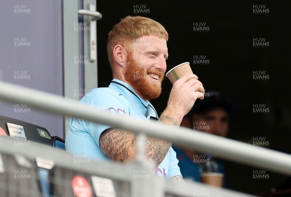 080721 - England v Pakistan - Royal London ODI - Ben Stokes of England watches from the pavilion