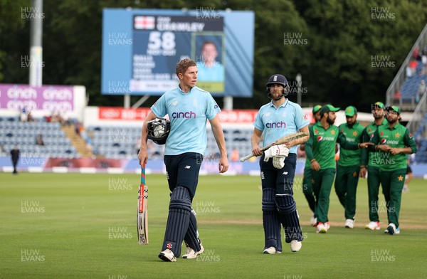080721 - England v Pakistan - Royal London ODI - Zak Crawley and Dawid Malan of England walk off the field at the end of the game