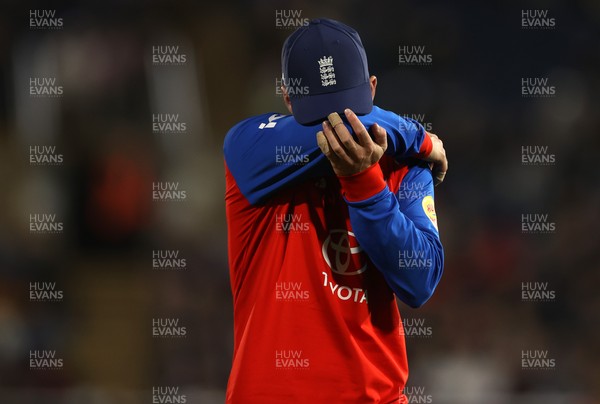 170926 - England v Sri Lanka - Men's Second International T20 - Jordan Cox of England 
