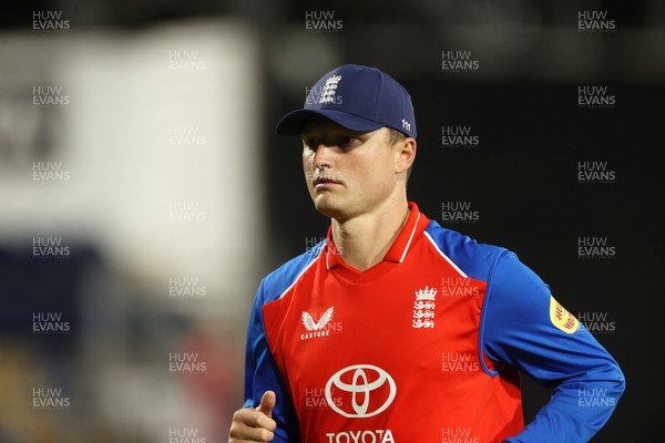 170926 - England v Sri Lanka - Men's Second International T20 - Aneurin Donald of England