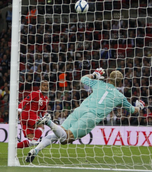 06.09.11 -  England v Wales -UEFA Euro 2012 Qualifier Group G ....  Wales's Robert Earnshaw misses an easy opportunity to equalise. 
