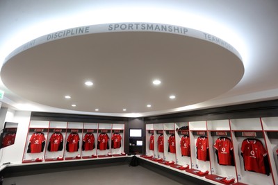 070226 - England v Wales - Guinness Six Nations - Wales dressing room before the game