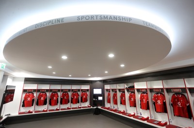 070226 - England v Wales - Guinness Six Nations - Wales dressing room before the game