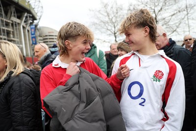 070226 - England v Wales - Guinness Six Nations - Fans outside the stadium