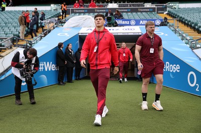 070226 - England v Wales - Guinness Six Nations - Louis Rees-Zammit of Wales 