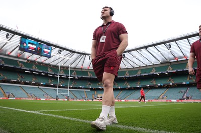 070226 - England v Wales - Guinness Six Nations - Dewi Lake of Wales 