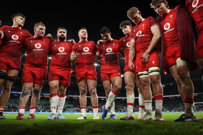070226 - England v Wales - Guinness Six Nations - Dewi Lake of Wales speaks in the team huddle at full time