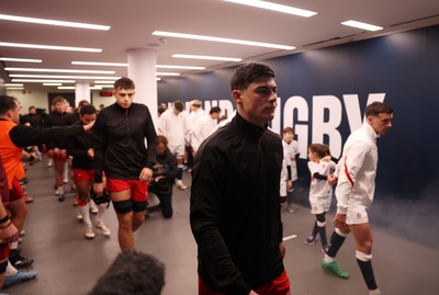 070226 - England v Wales - Guinness Six Nations - Louis Rees-Zammit of Wales 