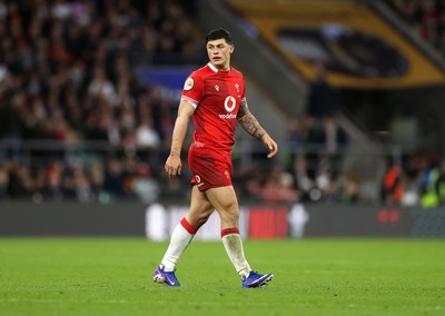 070226 - England v Wales - Guinness Six Nations - Louis Rees-Zammit of Wales 