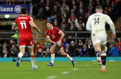 070226 - England v Wales - Guinness Six Nations - Tomos Williams of Wales 