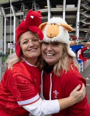 070226 - England v Wales, 2026 Guinness Six Nations - Wales fans arrive at the Allianz Stadium for the match