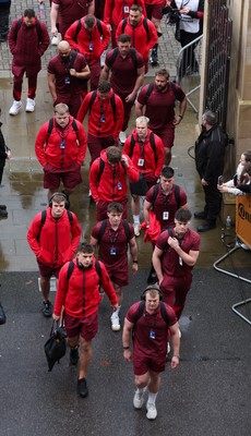 070226 - England v Wales, 2026 Guinness Six Nations - Wales captain Dewi Lake leads the Wales team as they arrive at the Allianz Stadium ahead of the match