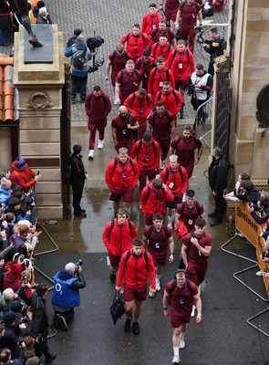 070226 - England v Wales, 2026 Guinness Six Nations - Wales captain Dewi Lake leads the Wales team as they arrive at the Allianz Stadium ahead of the match
