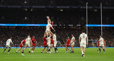 070226 - England v Wales, 2026 Guinness Six Nations - \Wales and England contest a line out