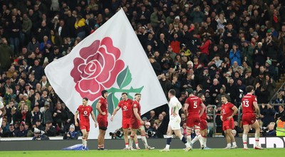 070226 - England v Wales, 2026 Guinness Six Nations - Wales players lineup as England prepare to take a conversion