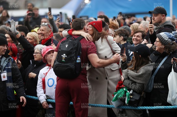 070226 - England v Wales - Guinness Six Nations - Mason Grady of Wales with family as he arrives